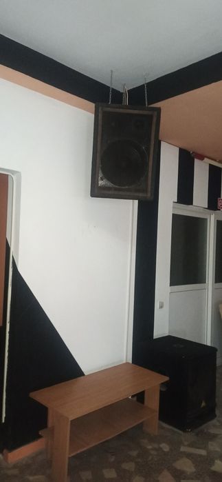 Vând aparatura discoteca , boxe ,lumini cu leduri, Lasere ,mixer .
Mai