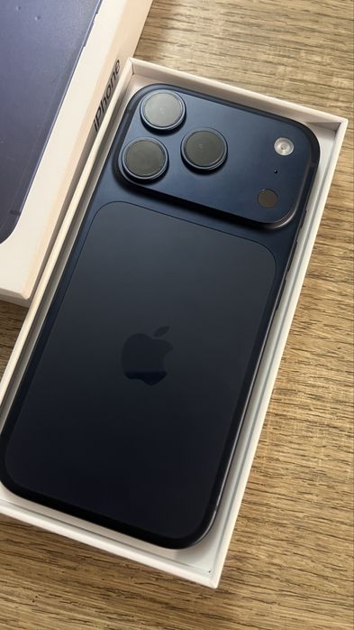 Iphone 17 PRO  нов!