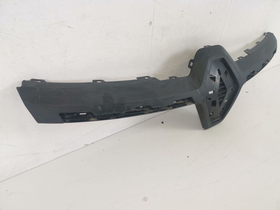 Grila Radiator 2022 Renault Express Original In Stare Buna