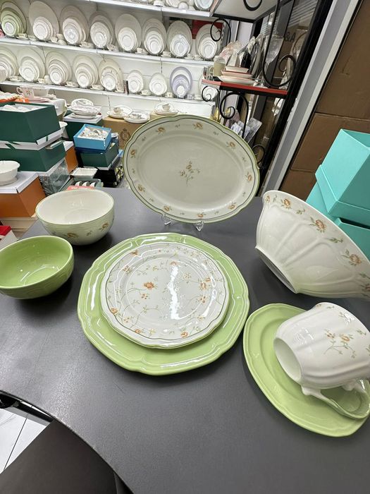 Продам набор посуды