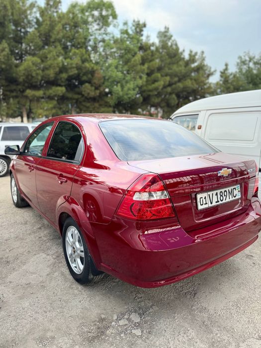 Nexia 3  Avtomat 2022 yil    78 min probek  metan gaz 4 pok