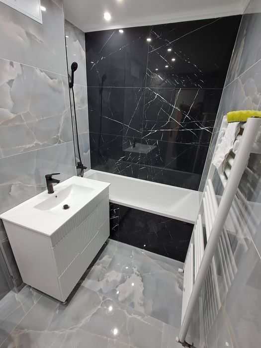 Realizam instalatii termice/sanitare.