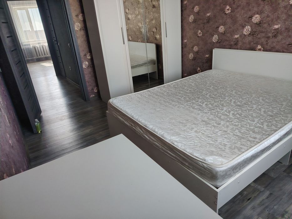 Сдадим 3 ком квартиру на долги срок
