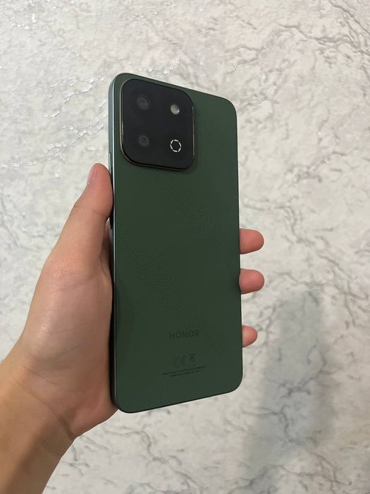 Продаю HONOR x7c