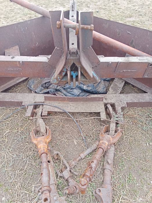 Трактор, культиватор, сельки, угольник