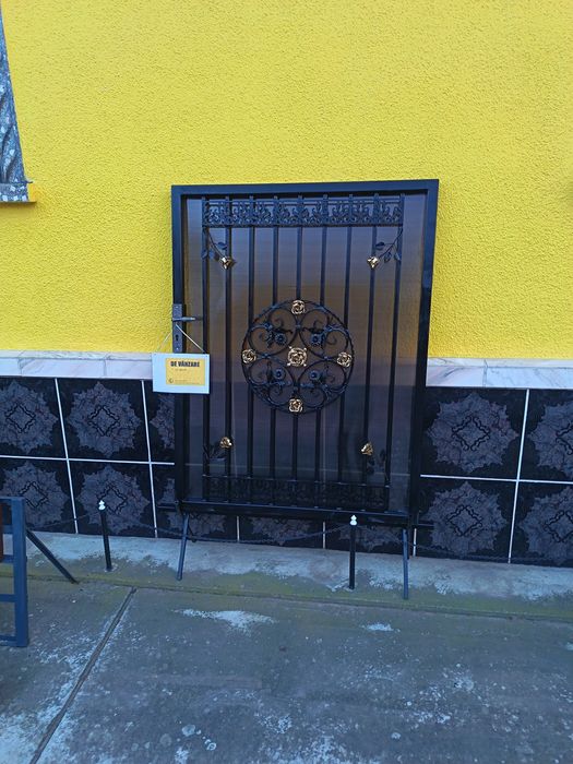 Fac porți pe comanda