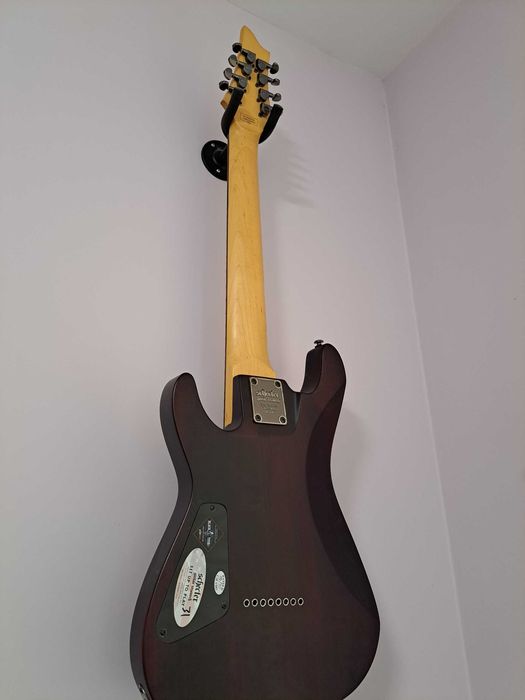 Schecter Omen 8 Walnut Satin осем струнна китара