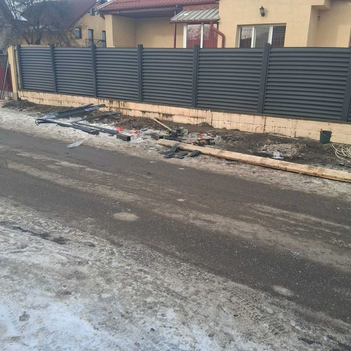Construim garduri si porti din panouri stil jaluzele, sipca metalica, tabla cutata, BCA