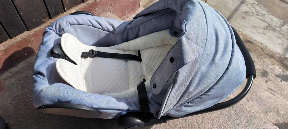 ADBOR-бебешка количка 3В1