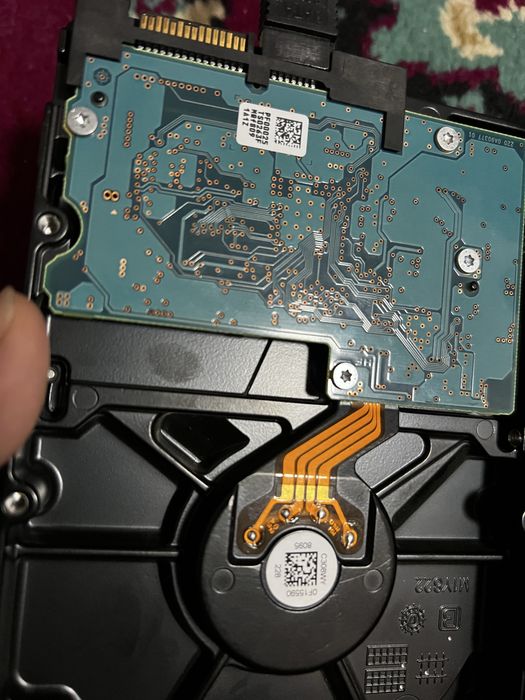 Hard disk 1 tb yaxshi sostaniyada
