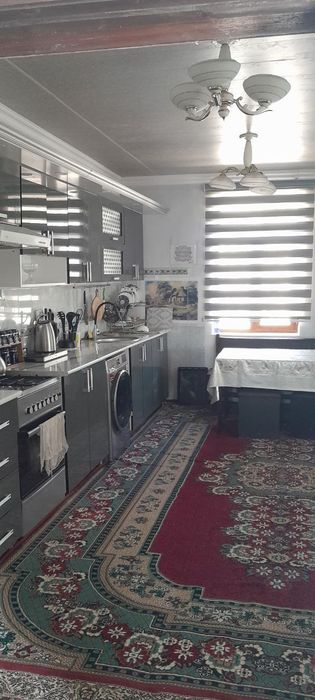 Гулистон кучасида  ховли сотилади