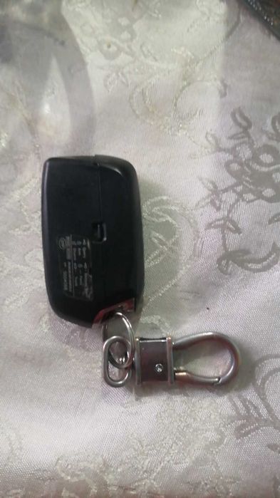 Megicar dominant pult sotiladi