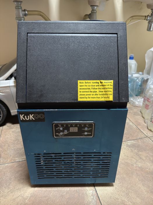 Професионален ледогенератор