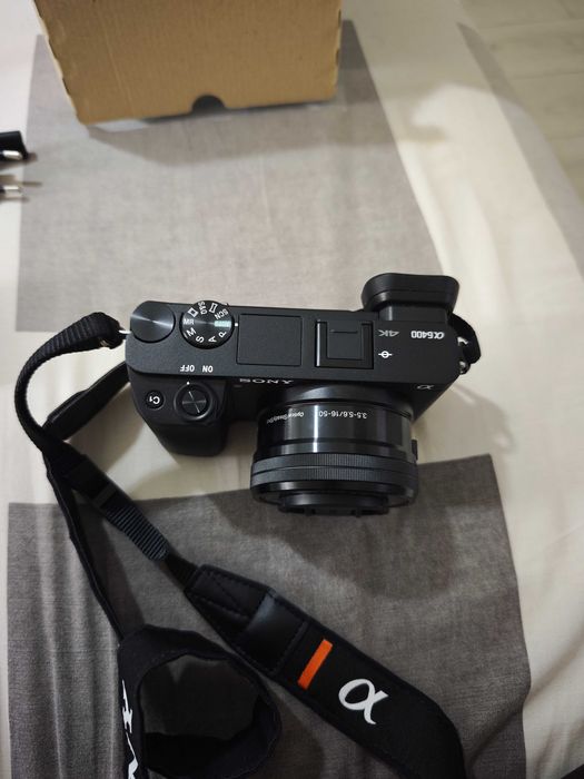 Sony A6400 + обектив Sony SEL 16-50mm f/3.5-5.6 PZ, 137 кадъра
