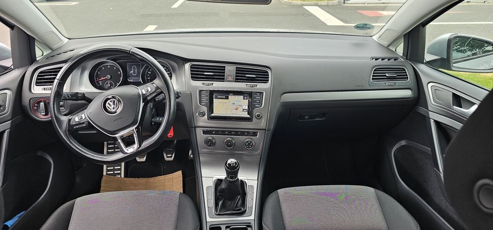 VW Golf 7 bluemotion 1,2 tsi 110 cp euro 6,limuzina