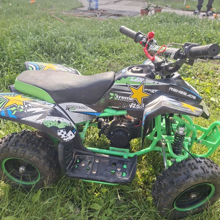 Atv foarte puțin folosit dețin si cartea lui