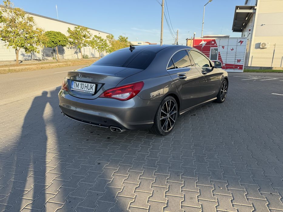 Mercedes Benz CLA