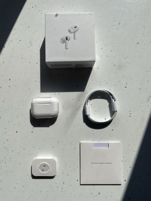 Vând Airpods pro sigilate