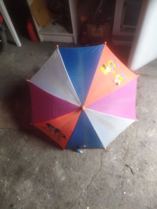 Продам детский зонтик.