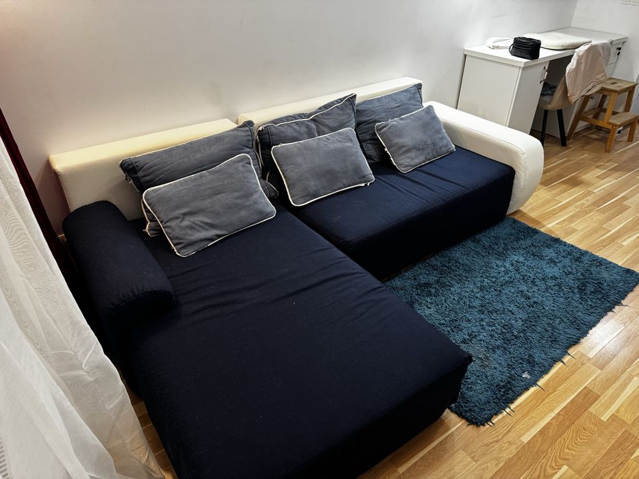 Canapea extensibila 3 locuri