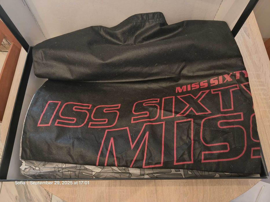 Продавам дамски ботуши естествена кожа Miss Sixty