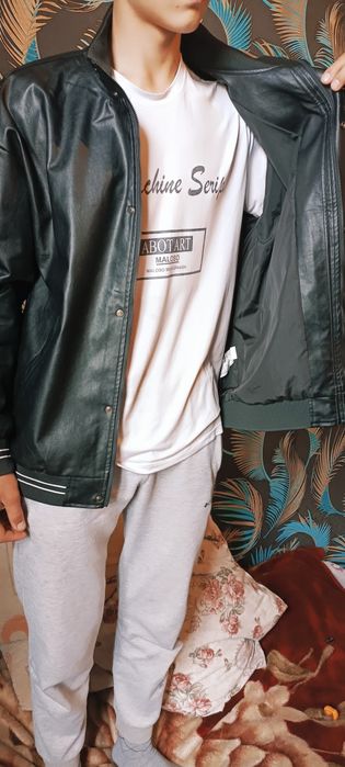 Мужская одежда, кожанный бомбер