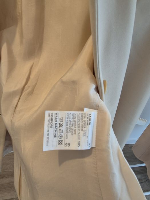 Sacou United Colors of Benetton impecabil mărime M / 42 cambrat
