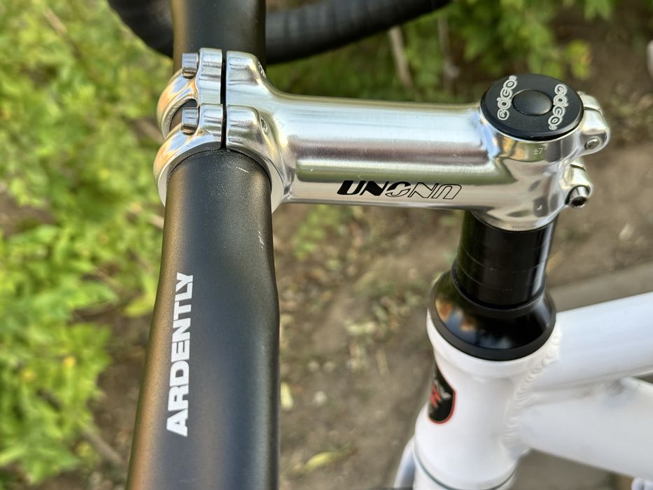 Fixed gear, Gray R10