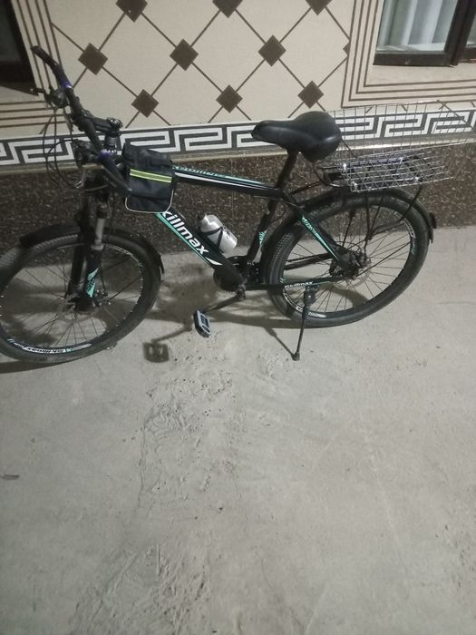 Velosiped sotiladi. Sostayaniysi yangi.