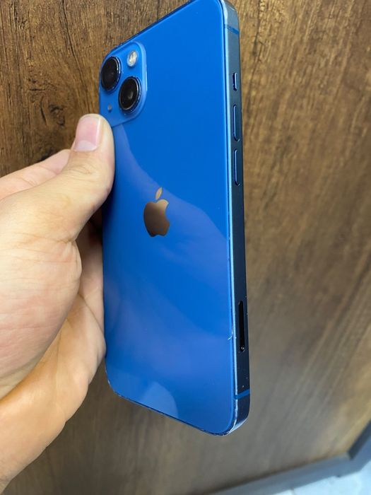 СРОЧНО Продаю IPhone 13