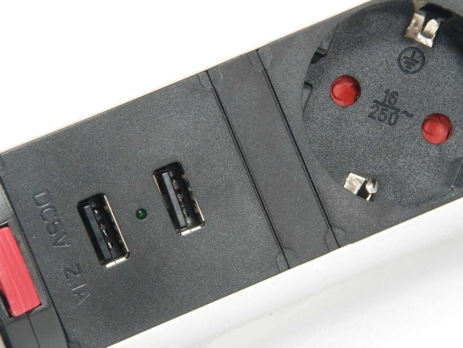 разклонител за плот, вграждане, потъващ с 3 гнезда, 2 USB, Германия
