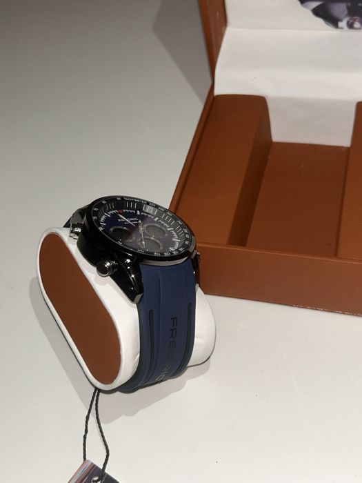 Елегантен мъжки часовник - швейцарски механизъм, стил и качество.