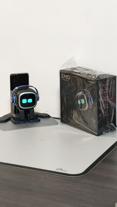 EMO AI Desktop Pet Living.AI – Robot AI Nou Sigilat