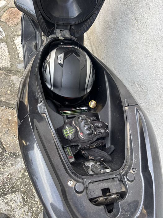 Скутер honda pcx 125