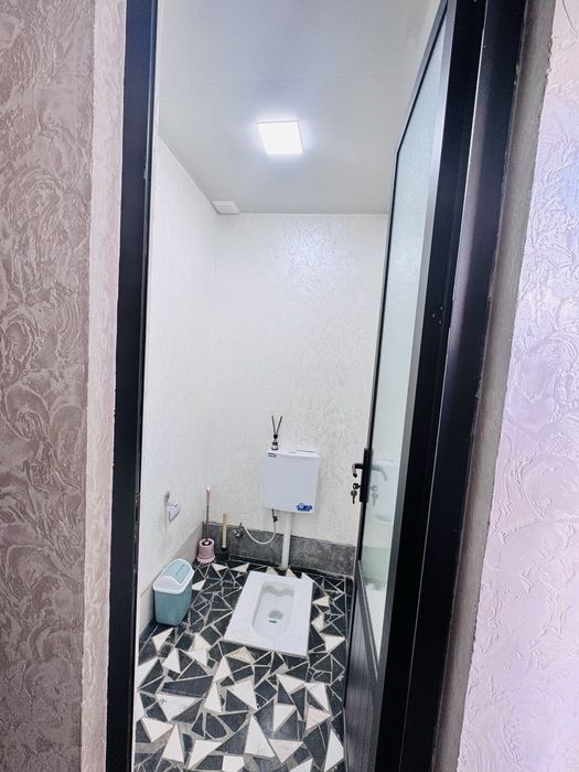 2 сотих участка сотилади