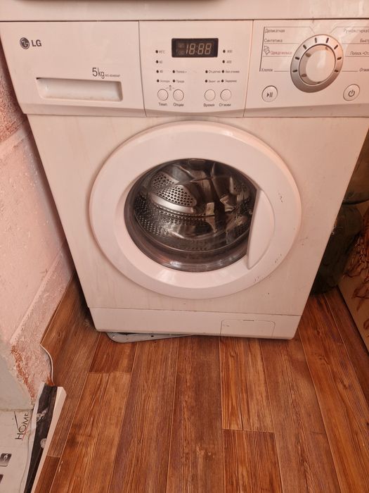 Продам стиральную машинку