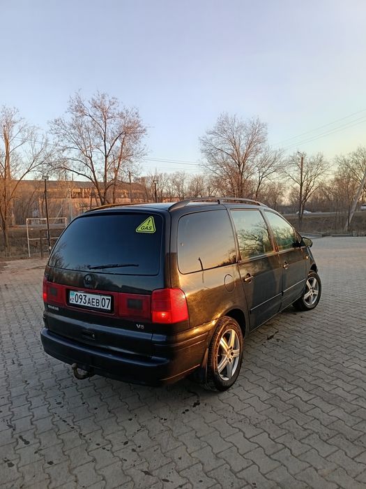 Продам шаран 2002 год