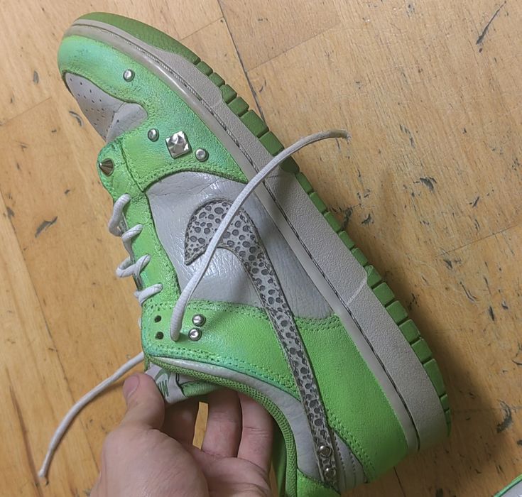 Nike Dunk Marime 42.5 Custom Paint & Studs