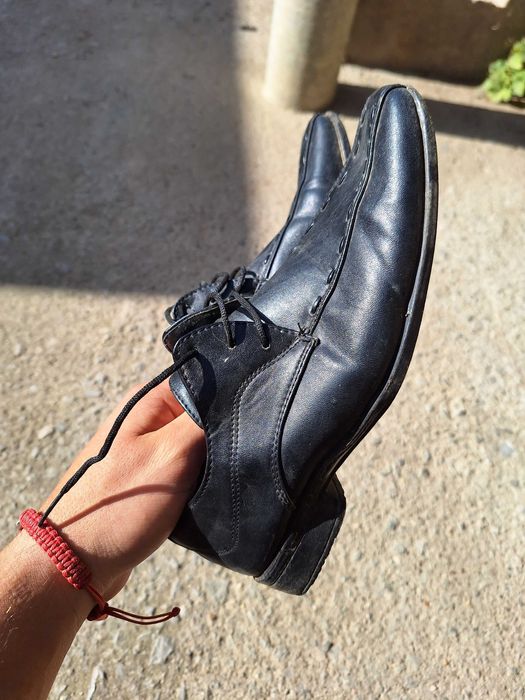 Качествени официални обувки от естествена кожа - номер 34