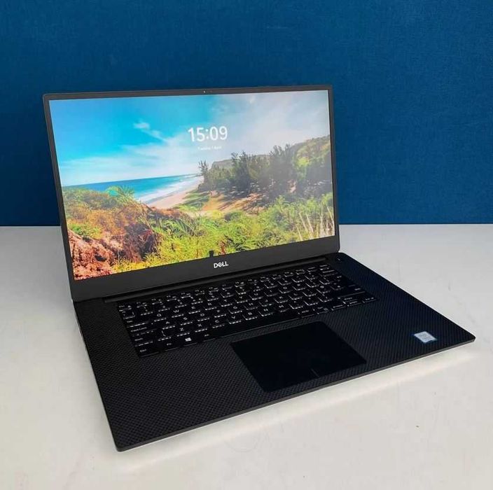 Dell Precision 5540 Intel® Core™ i9-9980H/ 32GB DDR4 / 1TB SSD - НОВ