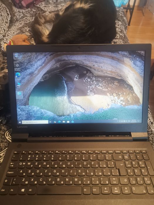 Лаптоп Lenovo v110