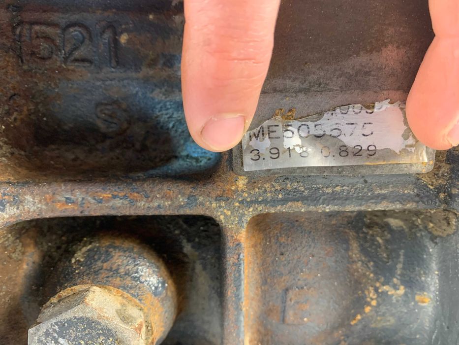 Скоростна кутия Мицубиши л200 2.5 Mitsubishi L200 2.5TD 115ks (96-07г)