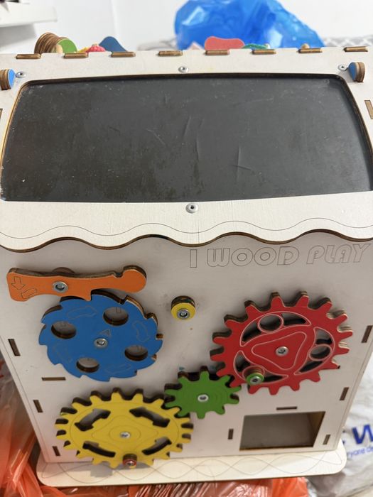 Бизиборт развивающая игра