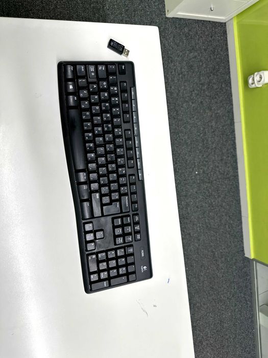 Клавиатура Microsoft Wireless Comfort 5050 – безжична