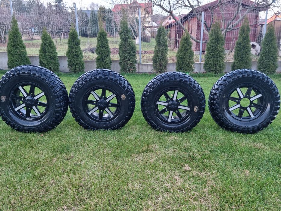 Jenti si cauciucuri Polaris