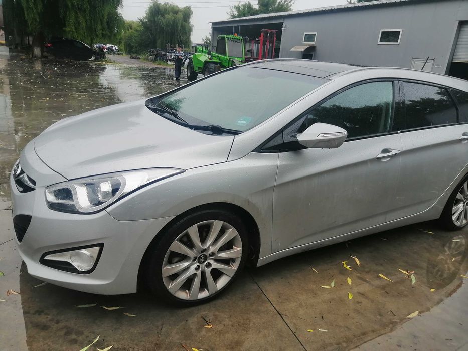 Dezmembram Hyundai I 40