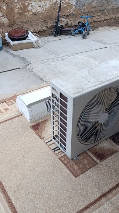 Продам кондёр LG