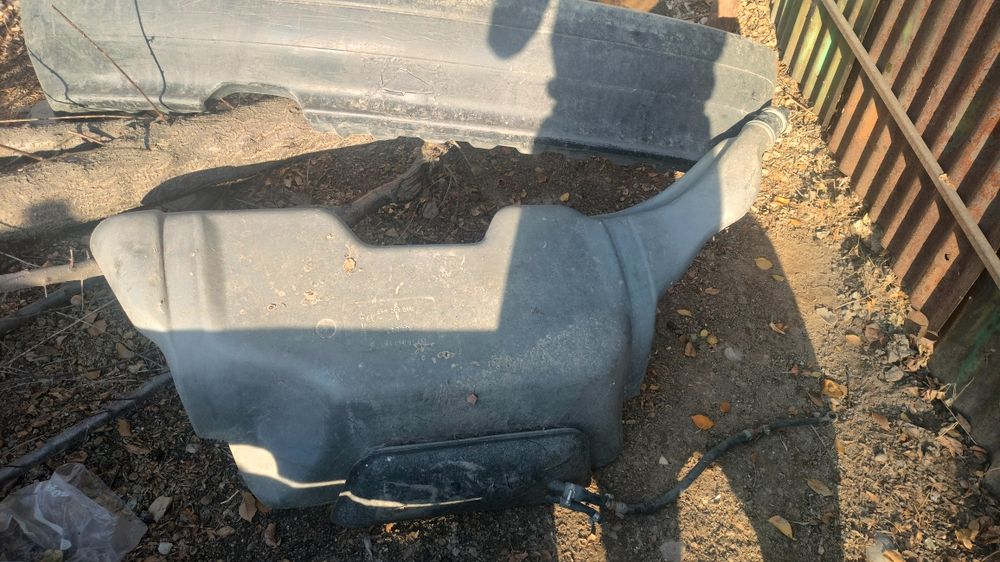 Продам запчасти на ауди 80