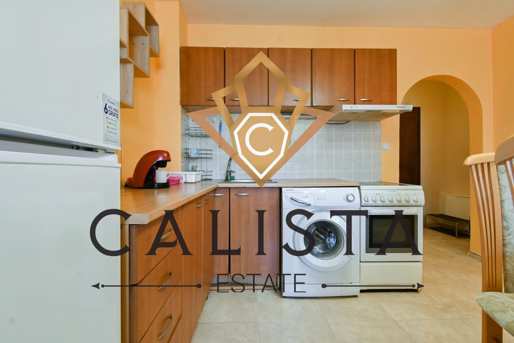 Дава се под наем Двустаен апартамент в София, Център - 55 кв.м за 549 € - Снимка #3