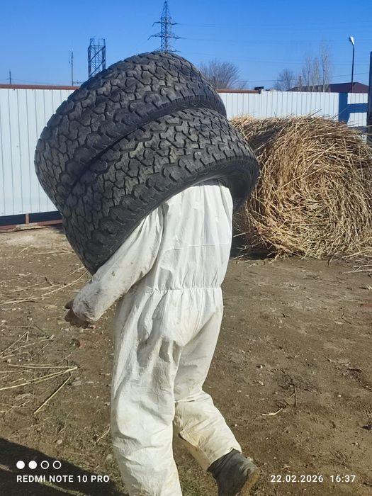 Продам Шина 265×65×17